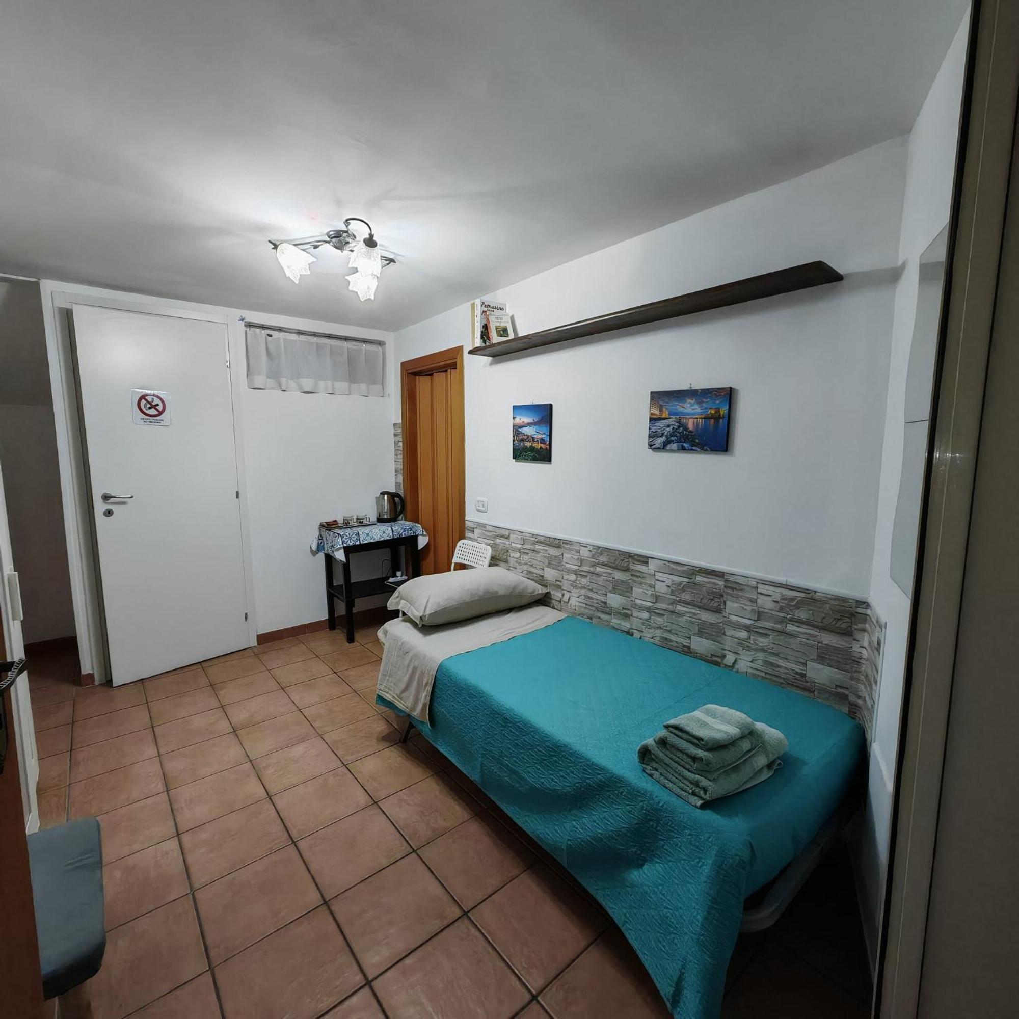 The Second Floor Hotel Naples Exterior photo